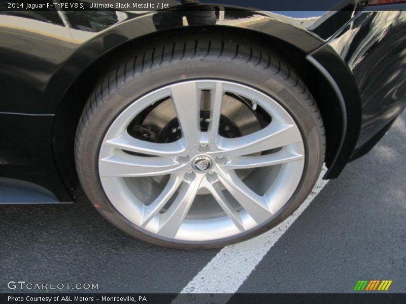 Ultimate Black Metallic / Jet 2014 Jaguar F-TYPE V8 S