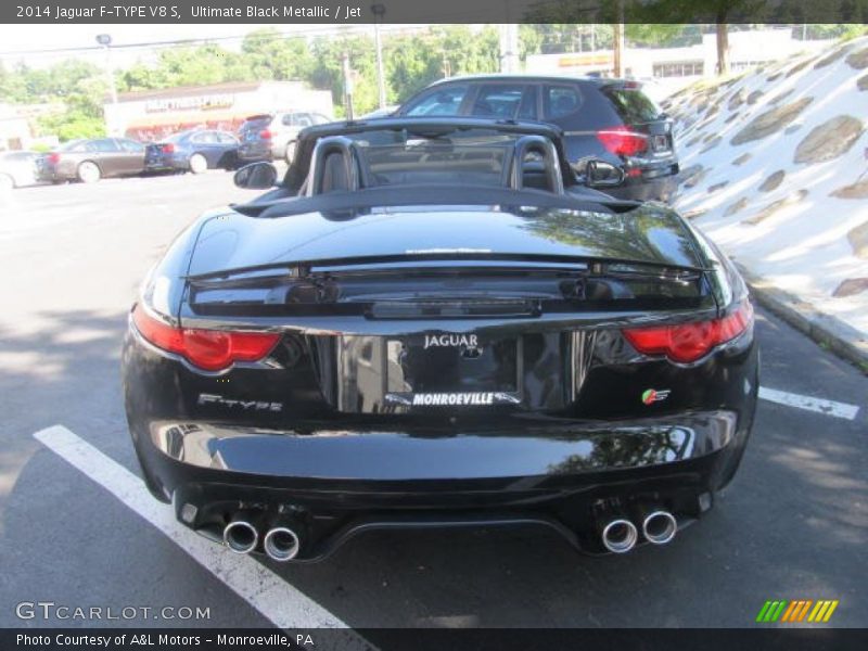 Ultimate Black Metallic / Jet 2014 Jaguar F-TYPE V8 S
