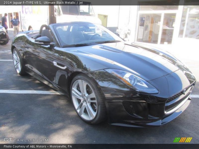 Ultimate Black Metallic / Jet 2014 Jaguar F-TYPE V8 S