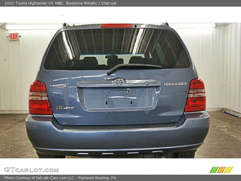 Bluestone Metallic / Charcoal 2002 Toyota Highlander V6 4WD