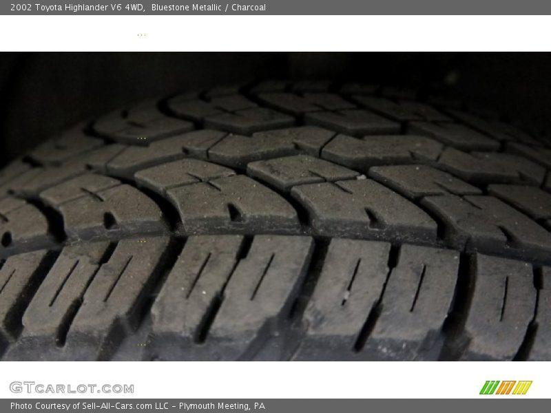Bluestone Metallic / Charcoal 2002 Toyota Highlander V6 4WD