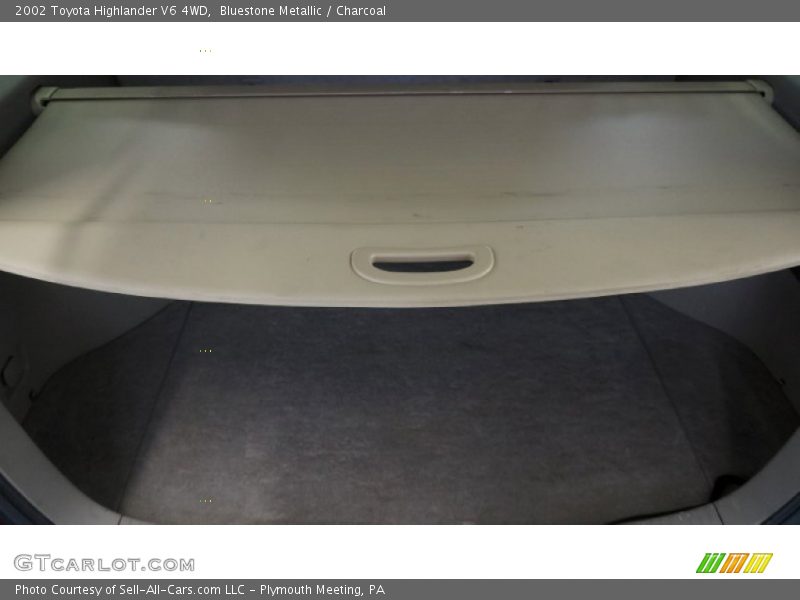 Bluestone Metallic / Charcoal 2002 Toyota Highlander V6 4WD