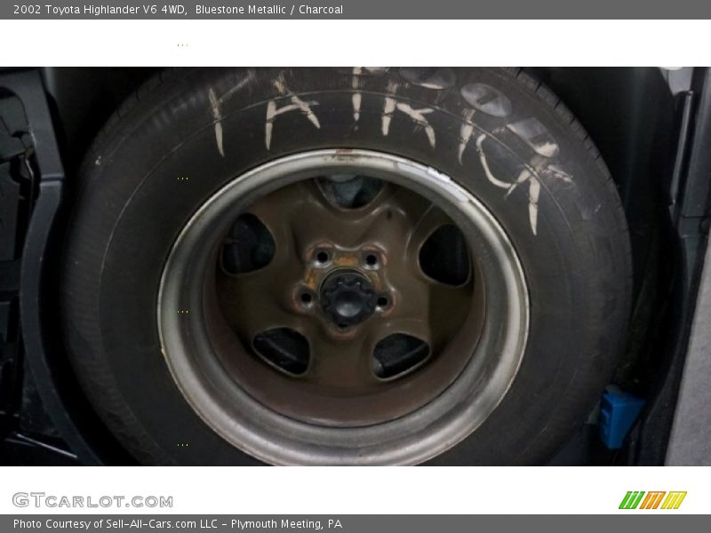 Bluestone Metallic / Charcoal 2002 Toyota Highlander V6 4WD