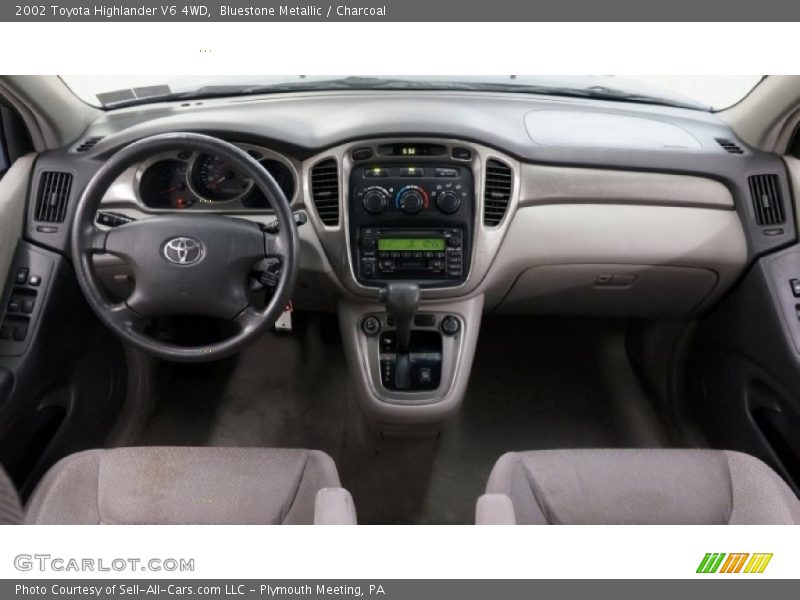 Bluestone Metallic / Charcoal 2002 Toyota Highlander V6 4WD