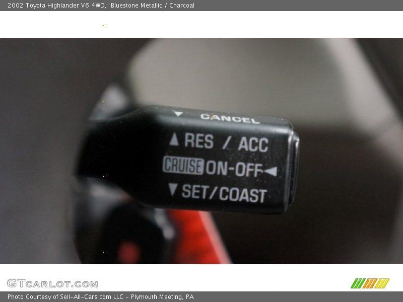 Bluestone Metallic / Charcoal 2002 Toyota Highlander V6 4WD