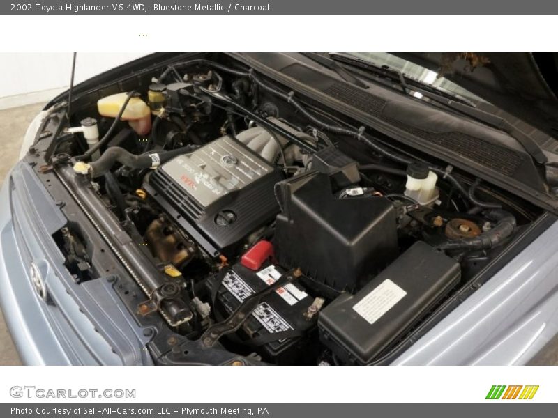 Bluestone Metallic / Charcoal 2002 Toyota Highlander V6 4WD