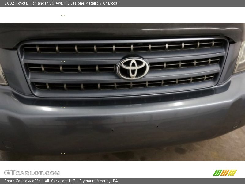 Bluestone Metallic / Charcoal 2002 Toyota Highlander V6 4WD
