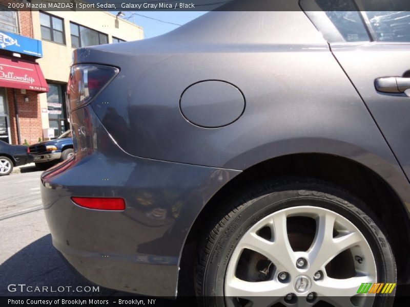 Galaxy Gray Mica / Black 2009 Mazda MAZDA3 i Sport Sedan