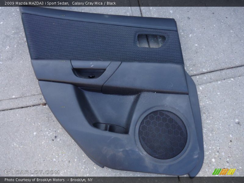 Galaxy Gray Mica / Black 2009 Mazda MAZDA3 i Sport Sedan