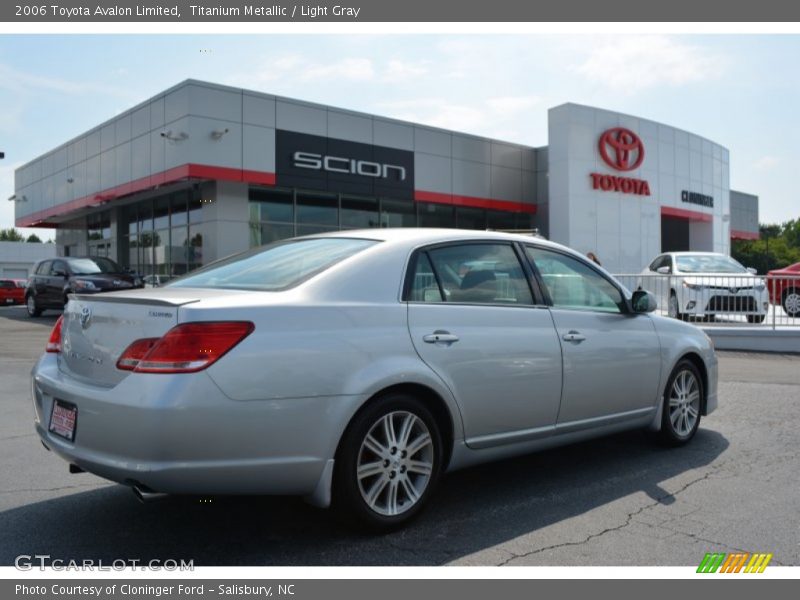 Titanium Metallic / Light Gray 2006 Toyota Avalon Limited