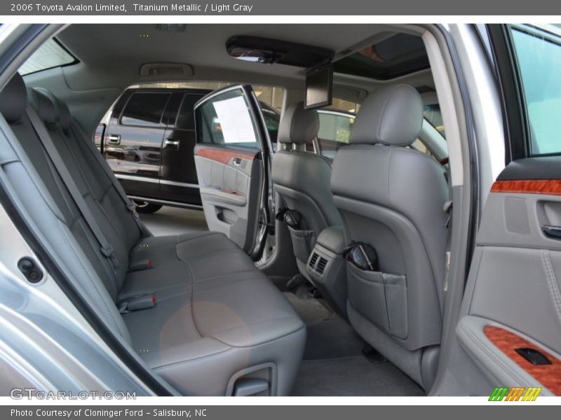 Titanium Metallic / Light Gray 2006 Toyota Avalon Limited