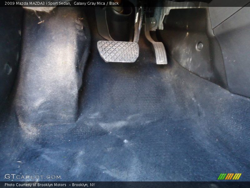 Galaxy Gray Mica / Black 2009 Mazda MAZDA3 i Sport Sedan