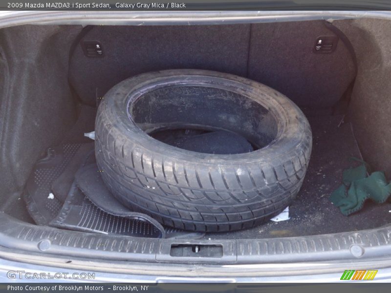 Galaxy Gray Mica / Black 2009 Mazda MAZDA3 i Sport Sedan