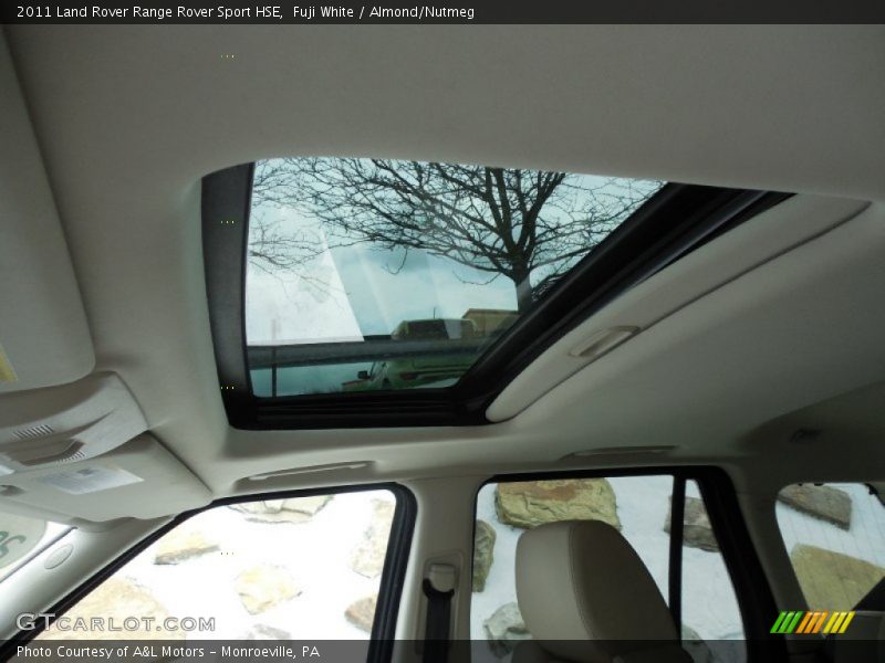 Fuji White / Almond/Nutmeg 2011 Land Rover Range Rover Sport HSE