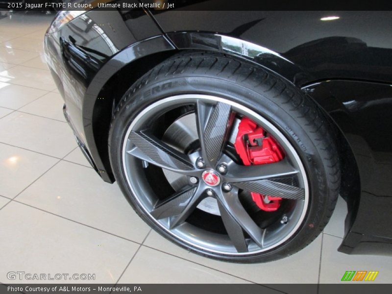  2015 F-TYPE R Coupe Wheel
