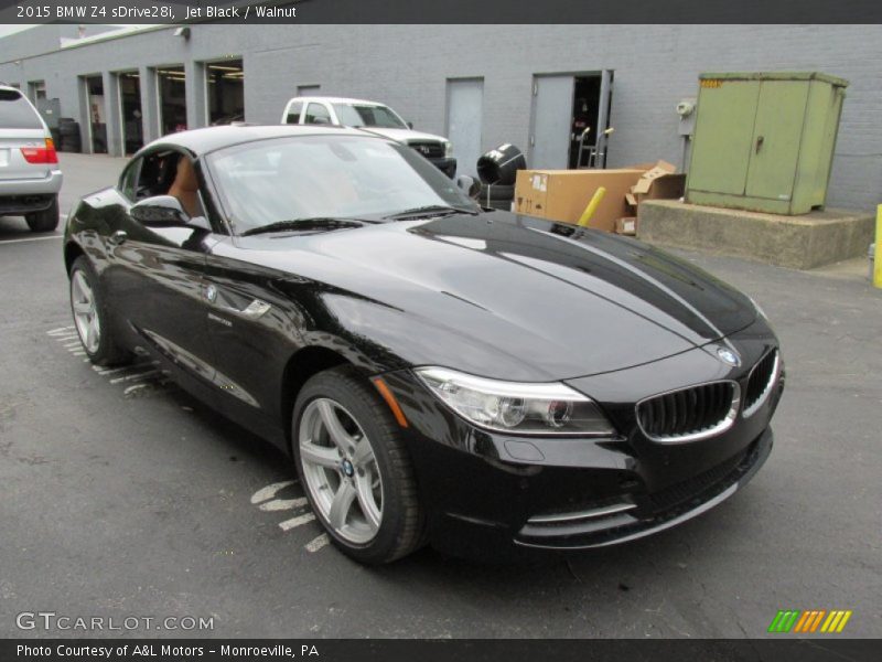 Front 3/4 View of 2015 Z4 sDrive28i