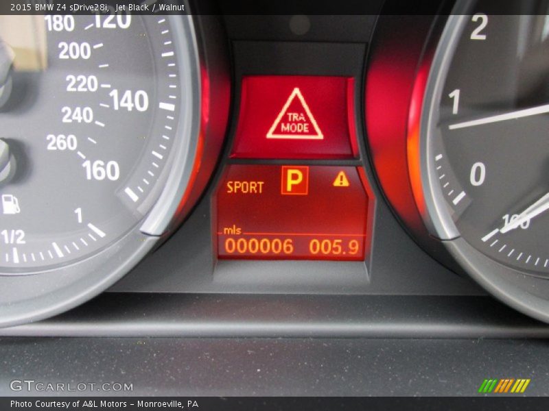 Jet Black / Walnut 2015 BMW Z4 sDrive28i