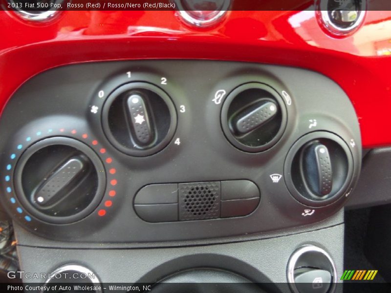 Rosso (Red) / Rosso/Nero (Red/Black) 2013 Fiat 500 Pop