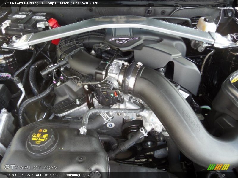 Black / Charcoal Black 2014 Ford Mustang V6 Coupe