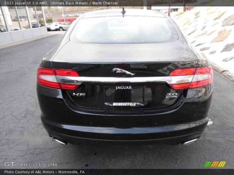 Ultimate Black Metallic / Warm Charcoal 2013 Jaguar XF 3.0 AWD