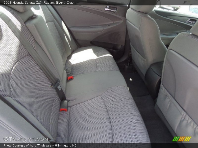Radiant Silver / Gray 2013 Hyundai Sonata GLS