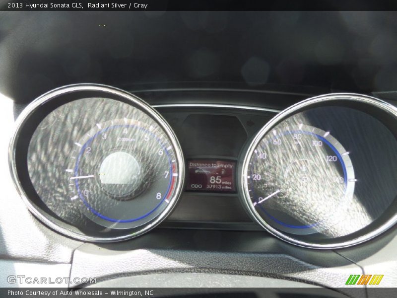 Radiant Silver / Gray 2013 Hyundai Sonata GLS