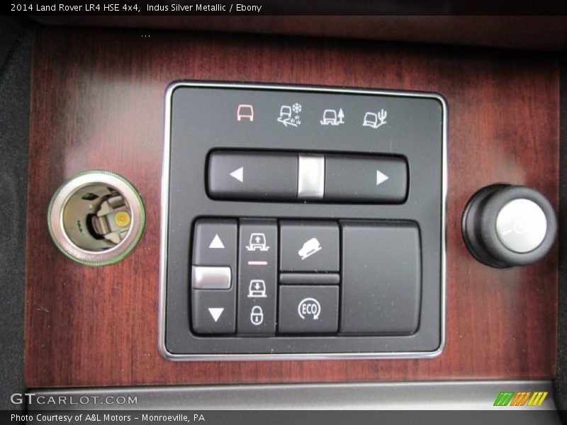 Controls of 2014 LR4 HSE 4x4