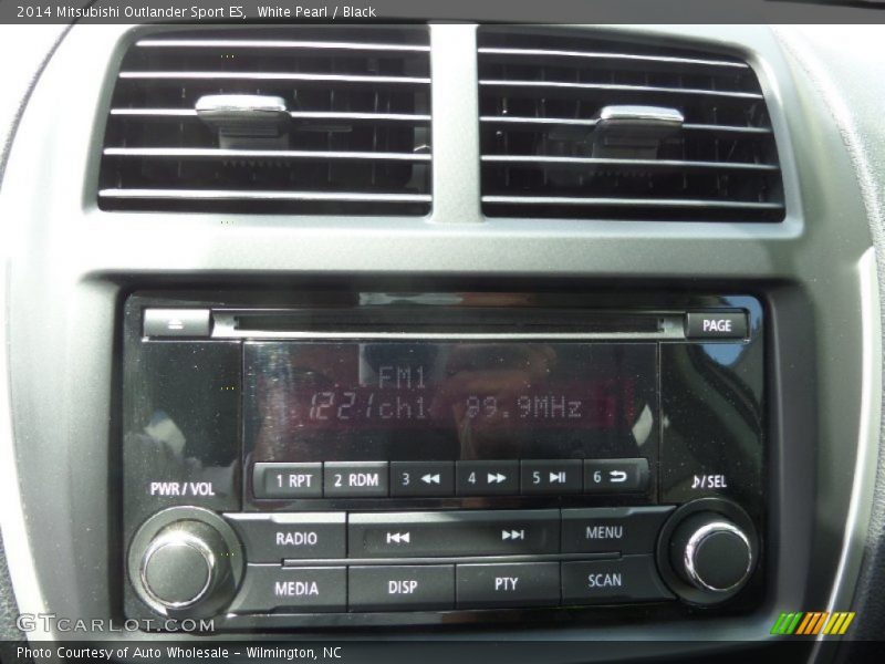 White Pearl / Black 2014 Mitsubishi Outlander Sport ES