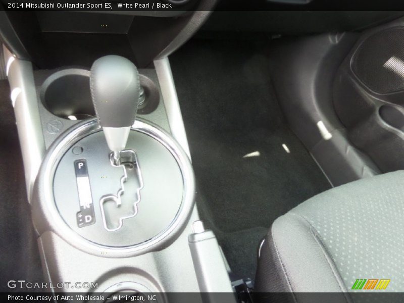 White Pearl / Black 2014 Mitsubishi Outlander Sport ES