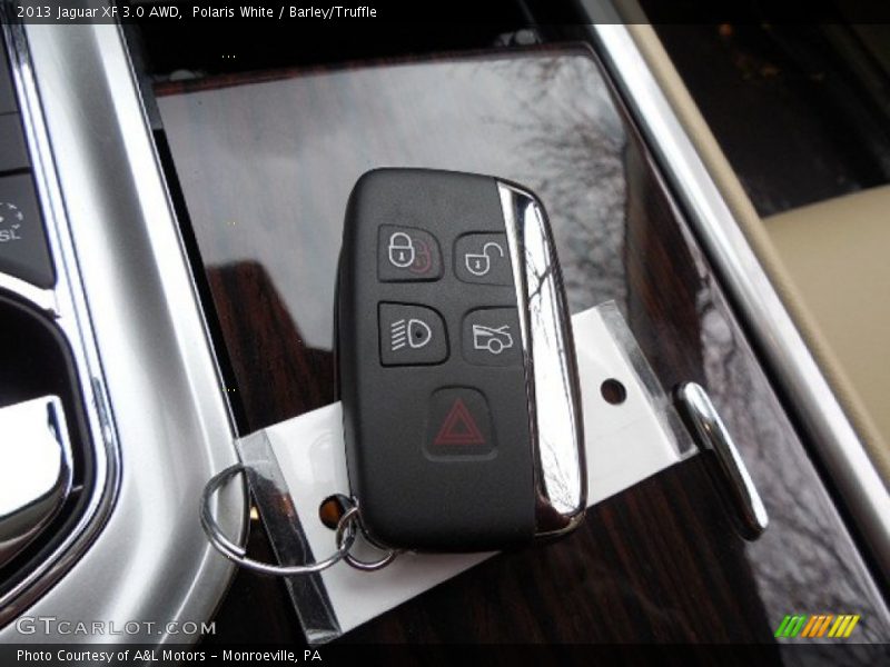 Polaris White / Barley/Truffle 2013 Jaguar XF 3.0 AWD