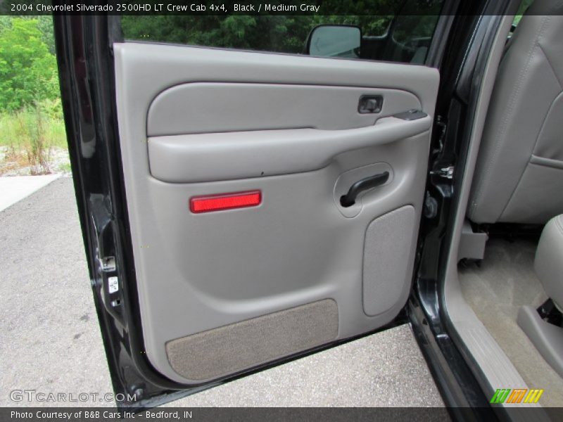 Black / Medium Gray 2004 Chevrolet Silverado 2500HD LT Crew Cab 4x4