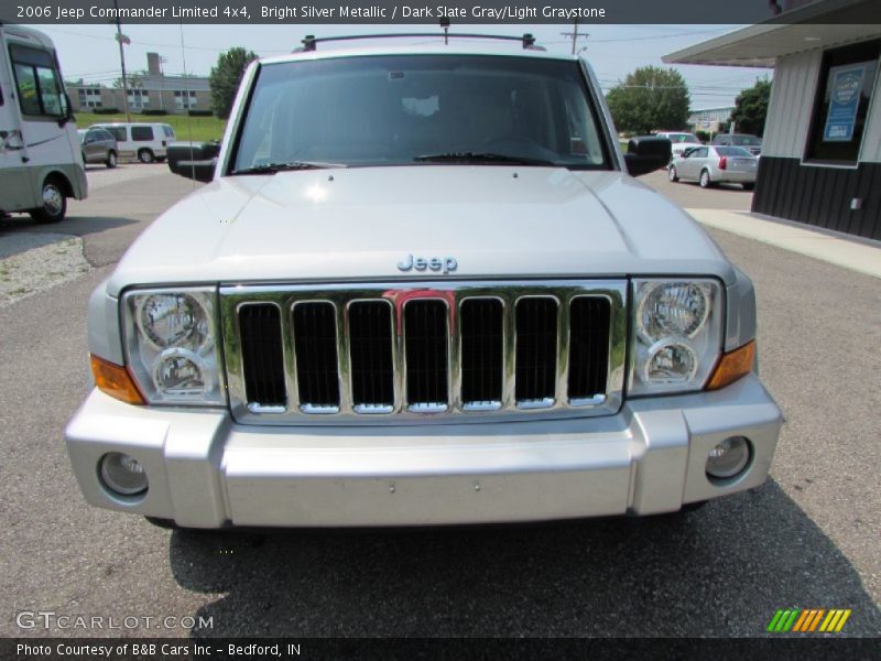 Bright Silver Metallic / Dark Slate Gray/Light Graystone 2006 Jeep Commander Limited 4x4