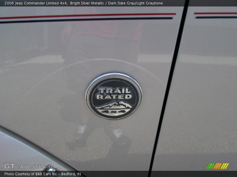 Bright Silver Metallic / Dark Slate Gray/Light Graystone 2006 Jeep Commander Limited 4x4