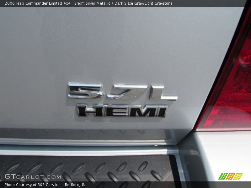 Bright Silver Metallic / Dark Slate Gray/Light Graystone 2006 Jeep Commander Limited 4x4