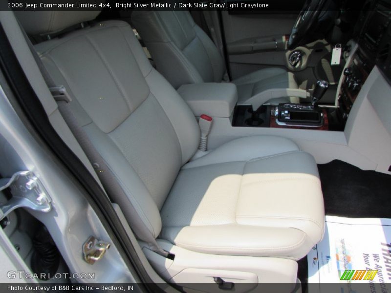 Bright Silver Metallic / Dark Slate Gray/Light Graystone 2006 Jeep Commander Limited 4x4