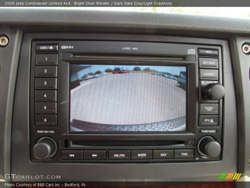 Bright Silver Metallic / Dark Slate Gray/Light Graystone 2006 Jeep Commander Limited 4x4