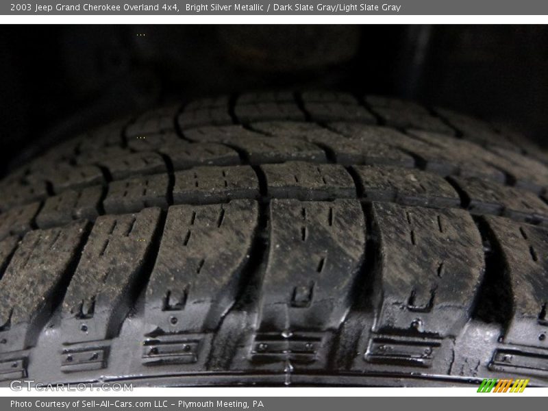 Bright Silver Metallic / Dark Slate Gray/Light Slate Gray 2003 Jeep Grand Cherokee Overland 4x4