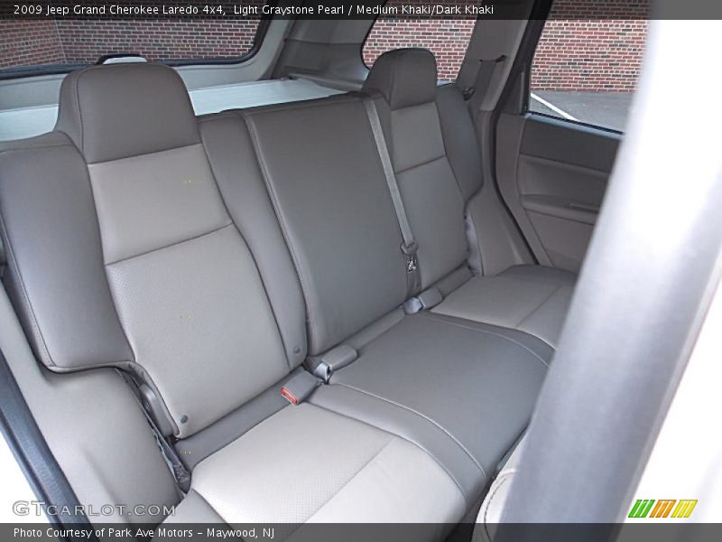 Light Graystone Pearl / Medium Khaki/Dark Khaki 2009 Jeep Grand Cherokee Laredo 4x4