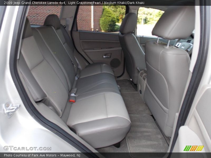 Light Graystone Pearl / Medium Khaki/Dark Khaki 2009 Jeep Grand Cherokee Laredo 4x4