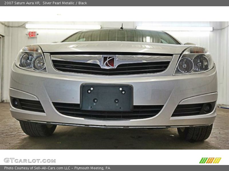Silver Pearl Metallic / Black 2007 Saturn Aura XR