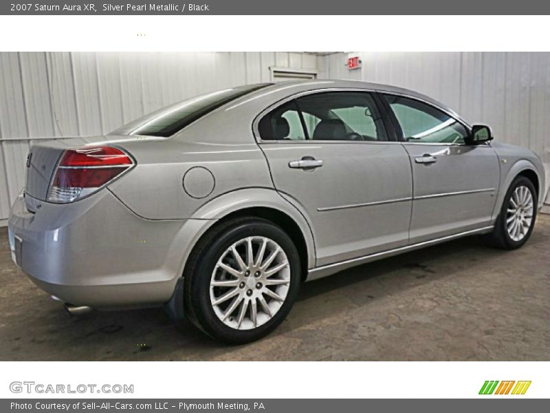 Silver Pearl Metallic / Black 2007 Saturn Aura XR