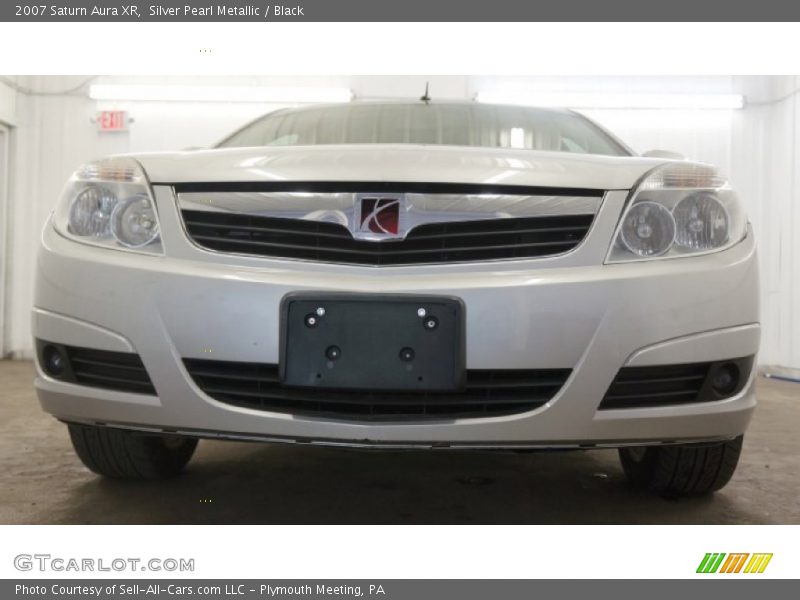 Silver Pearl Metallic / Black 2007 Saturn Aura XR