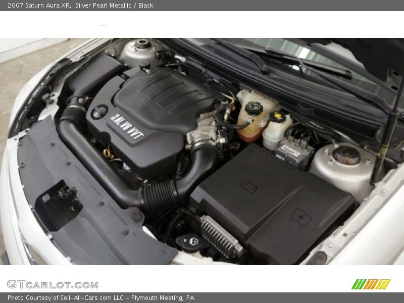 Silver Pearl Metallic / Black 2007 Saturn Aura XR