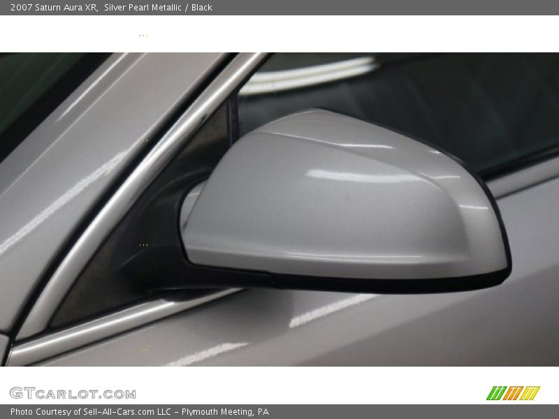 Silver Pearl Metallic / Black 2007 Saturn Aura XR