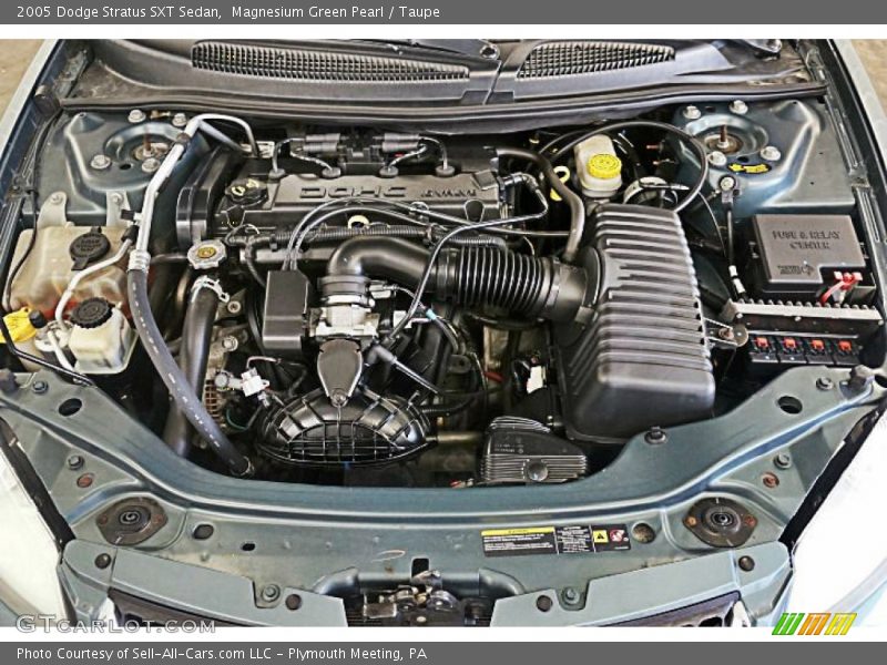 Magnesium Green Pearl / Taupe 2005 Dodge Stratus SXT Sedan