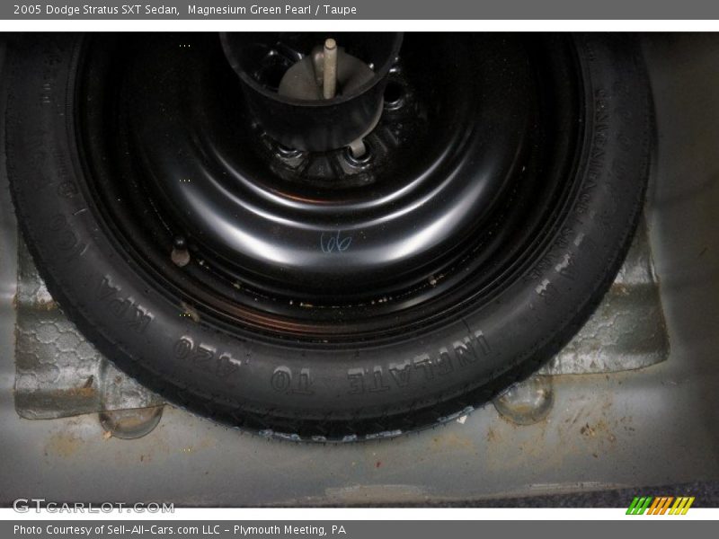 Magnesium Green Pearl / Taupe 2005 Dodge Stratus SXT Sedan