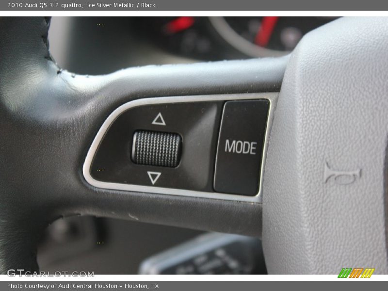 Ice Silver Metallic / Black 2010 Audi Q5 3.2 quattro