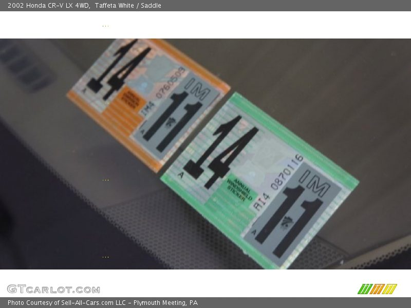 Taffeta White / Saddle 2002 Honda CR-V LX 4WD