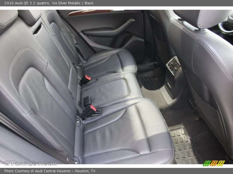 Ice Silver Metallic / Black 2010 Audi Q5 3.2 quattro