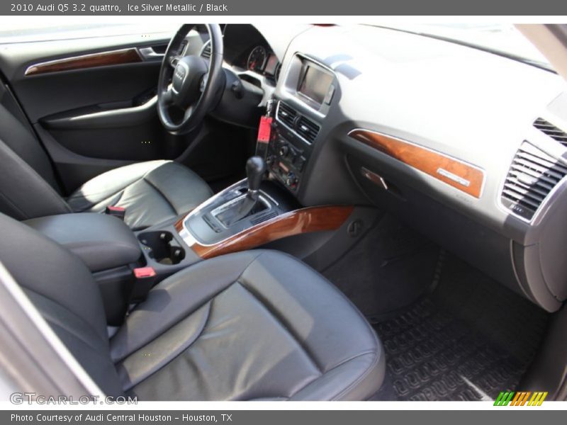 Ice Silver Metallic / Black 2010 Audi Q5 3.2 quattro
